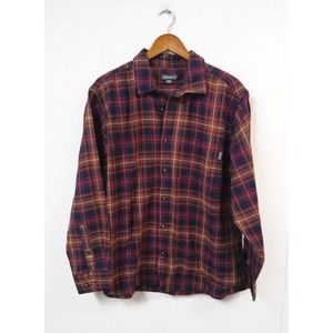 Eddie Bauer Men's XL Shirt Red Plaid Chest Pocket Long Sleeves Button Closure